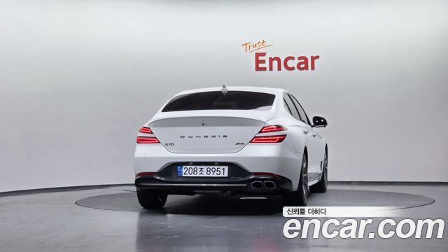Genesis G70 2020 thumb 5