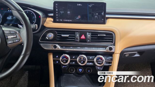 Genesis G70 2020 thumb 11