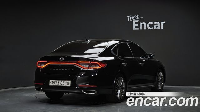 Hyundai Grandeur 2017 thumb 3