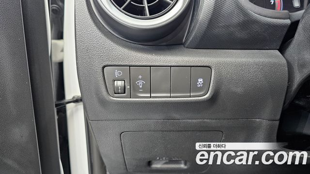 Hyundai Kona 2021 thumb 11