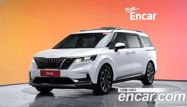 Kia Carnival 2022 thumb 2