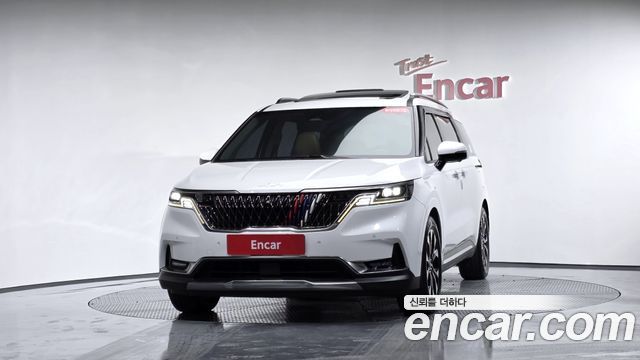 Kia Carnival 2022 thumb 4