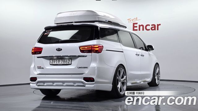 Kia Carnival 2020 thumb 3