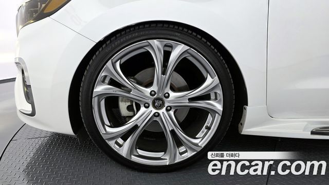 Kia Carnival 2020 thumb 6