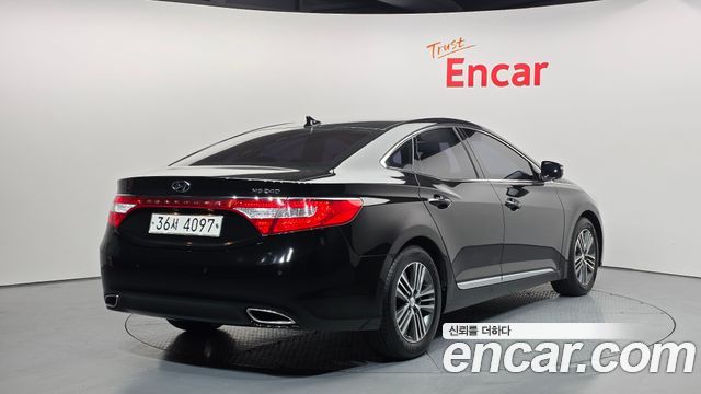 Hyundai Grandeur 2014 thumb 3