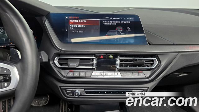 BMW 1 серии 2023 thumb 3