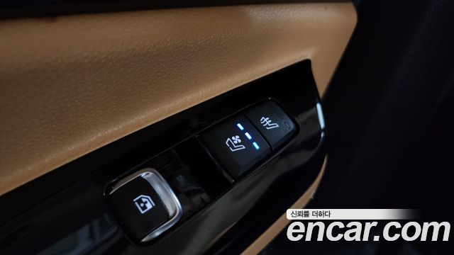 Kia Carnival 2022 thumb 11