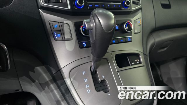 Hyundai Starex 2021 thumb 10