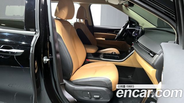 Kia Carnival 2023 thumb 10