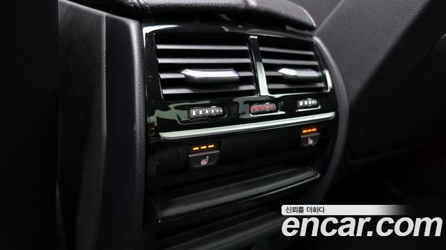 BMW 5 серии 2019 thumb 9