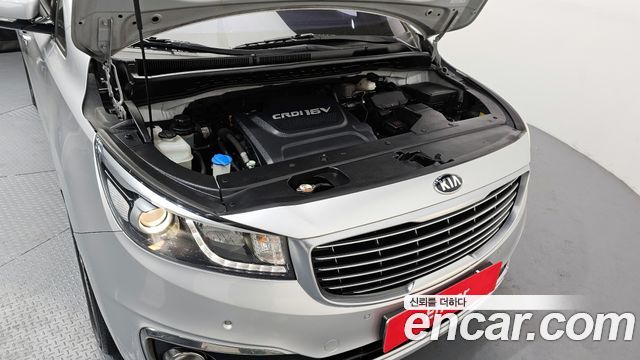 Kia Carnival 2016 thumb 7