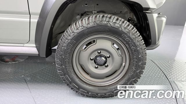 Suzuki Jimny 2024 thumb 10