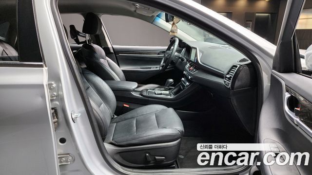Hyundai Grandeur 2018 thumb 10