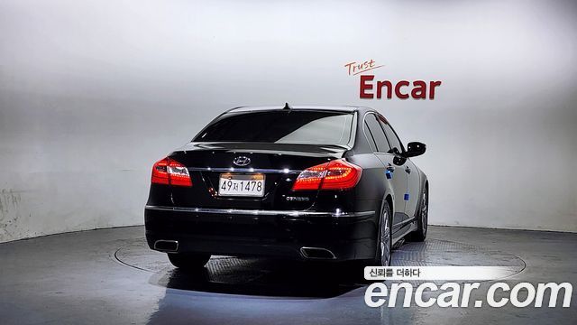 Hyundai Genesis 2013 thumb 4