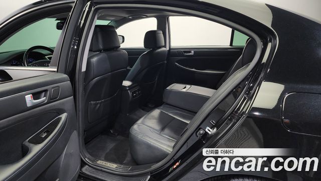 Hyundai Genesis 2013 thumb 12