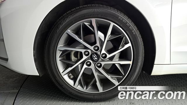 Hyundai Avante 2019 thumb 6