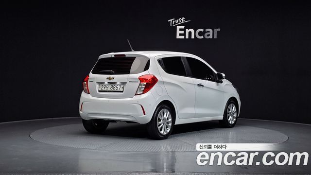 Chevrolet Spark 2019 thumb 3