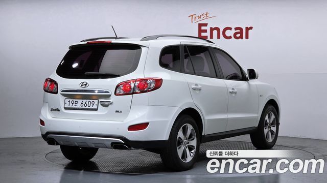 Hyundai Santa Fe 2012 thumb 3