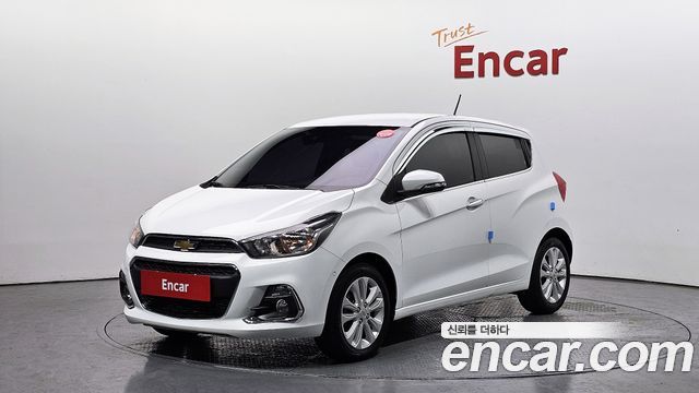 Chevrolet Spark 2017 thumb 2