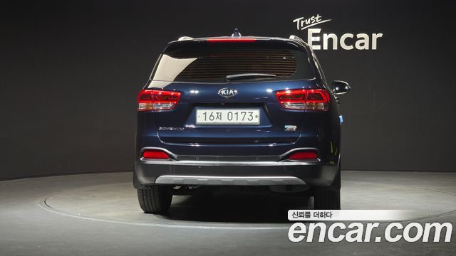 Kia Sorento 2016 thumb 5