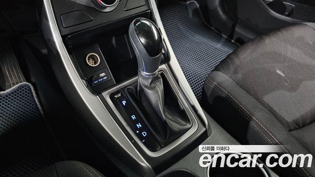Hyundai Avante 2014 thumb 9