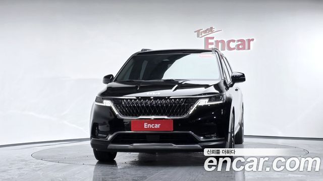 Kia Carnival 2023 thumb 4