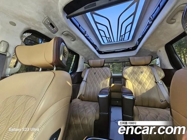 Kia Carnival 2022 thumb 3