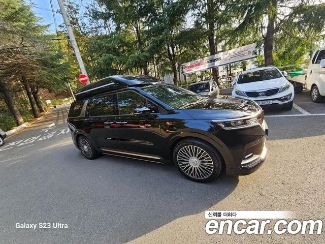 Kia Carnival 2022 thumb 5