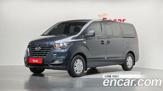 Hyundai Starex 2018 thumb 2