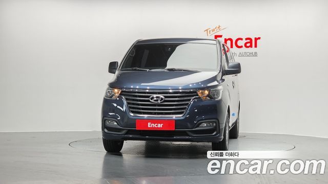 Hyundai Starex 2018 thumb 4