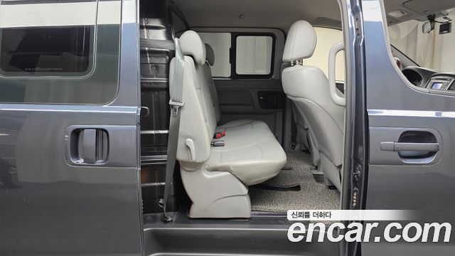 Hyundai Starex 2018 thumb 12
