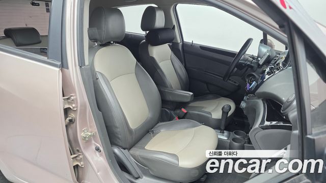 Chevrolet Spark 2012 thumb 11