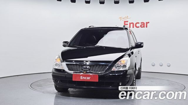 Kia Carnival 2012 thumb 4