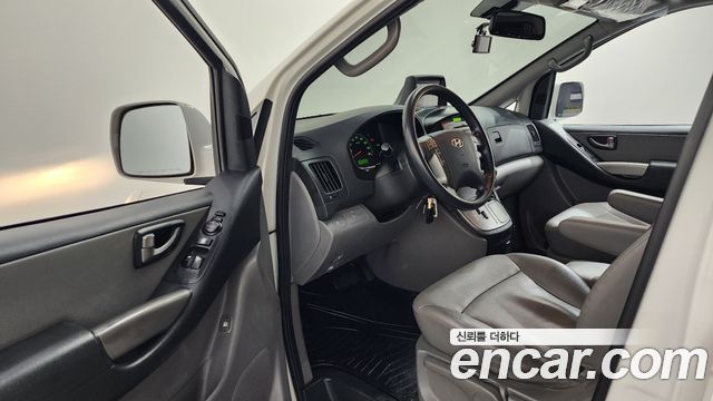 Hyundai Starex 2014 thumb 11