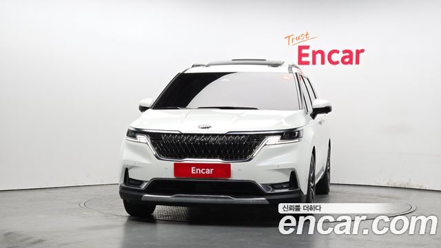Kia Carnival 2021 thumb 4