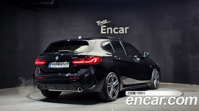 BMW 1 серии 2024 thumb 2