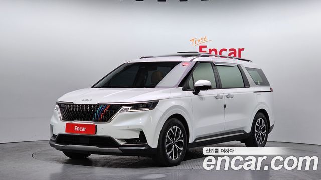 Kia Carnival 2023 thumb 2