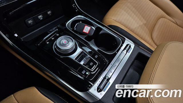 Kia Carnival 2023 thumb 9