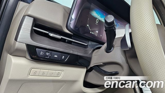 Kia Carnival 2021 thumb 12