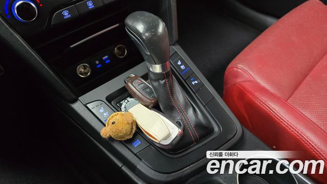 Hyundai Avante 2017 thumb 10