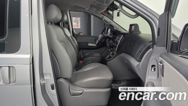 Hyundai Starex 2014 thumb 11