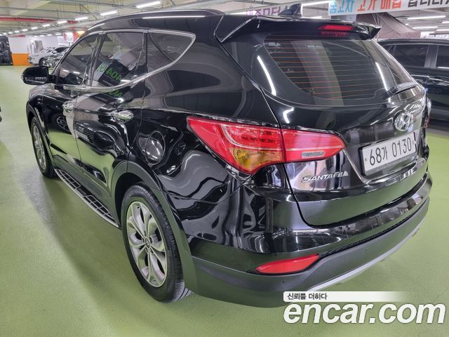 Hyundai Santa Fe 2014 thumb 3