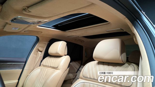 Genesis G90 2022 thumb 12