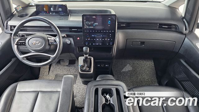 Hyundai Staria 2021 thumb 8