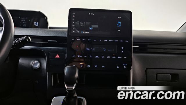 Hyundai Staria 2021 thumb 12