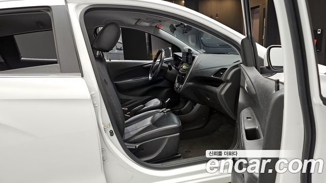 Chevrolet Spark 2016 thumb 12