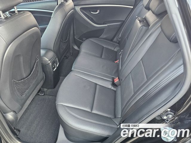 Hyundai i30 2012 thumb 10