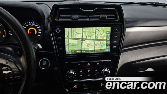 SsangYong Tivoli 2020 thumb 2