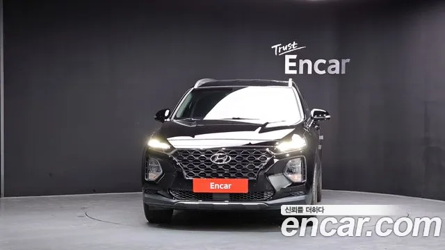 Hyundai Santa Fe 2018 thumb 4