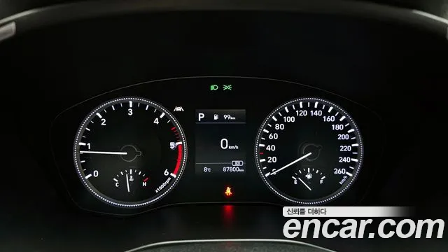 Hyundai Santa Fe 2018 thumb 9